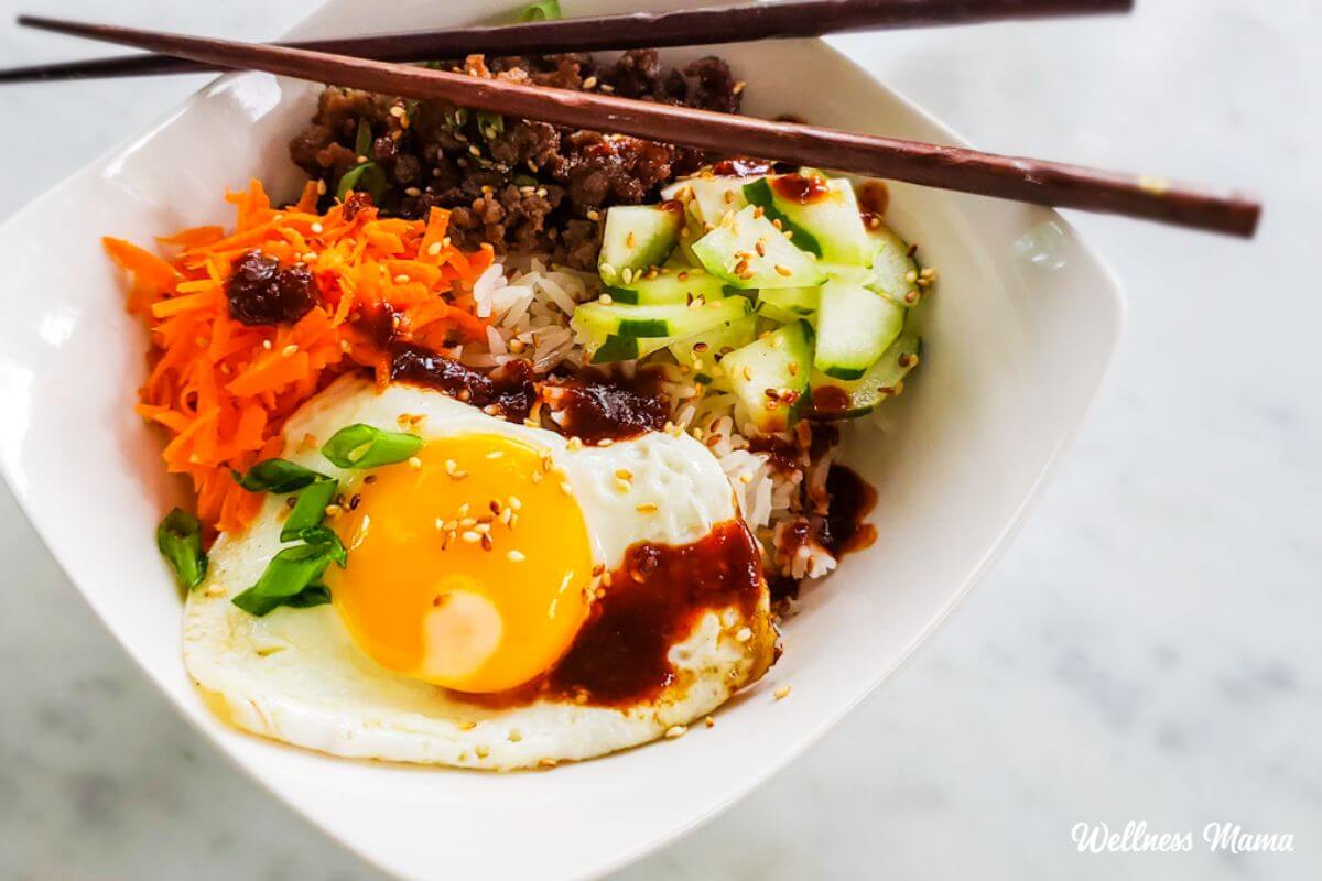 Savory Korean Beef and Rice Bowls (Bibimbap)