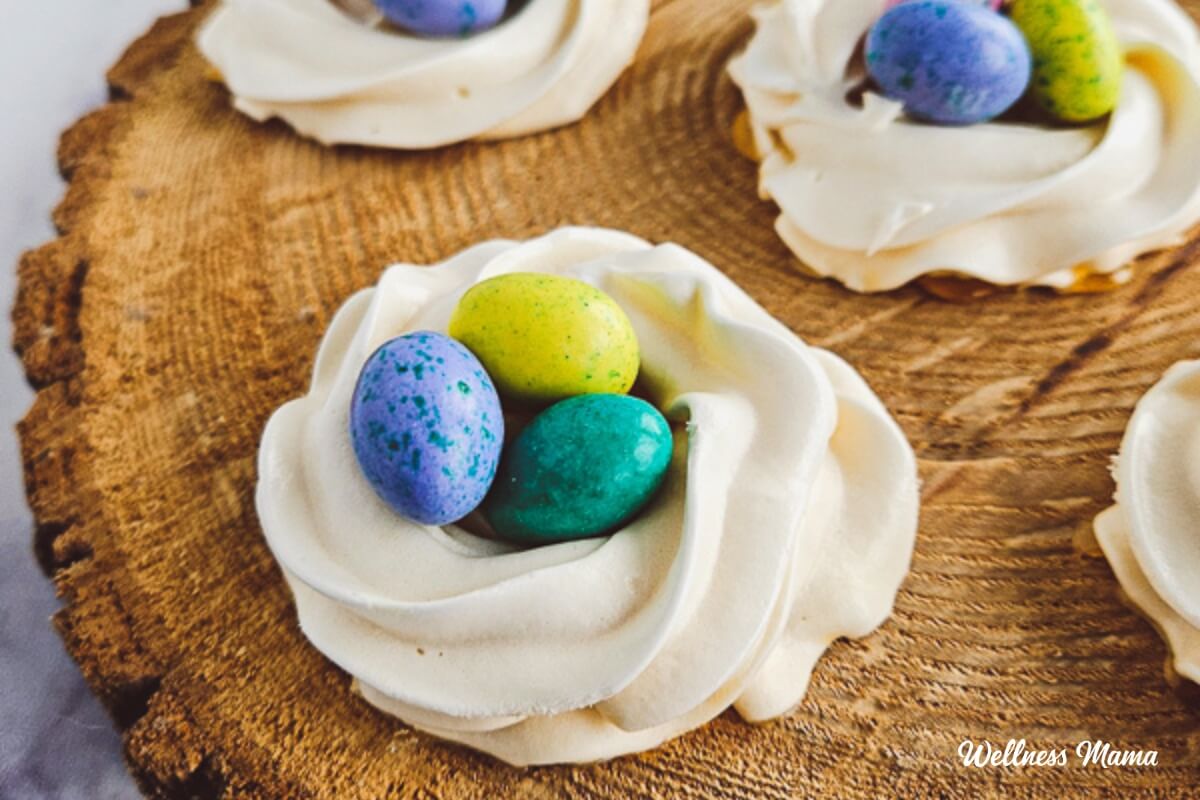 Cute Meringue Nests For Spring