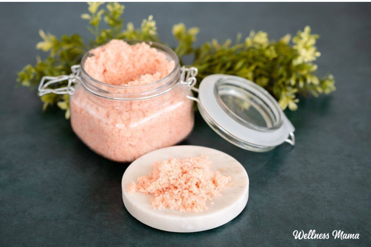 DIY Himalayan Salt Scrub Recipe + Tutorial