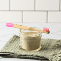 remineralizing tooth powder